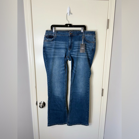 flamingals Denim - NWT Flamingals Women’s Medium Wash Bootcut Jeans Plus Size 3X